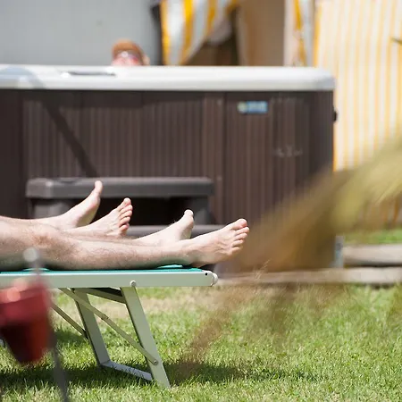 Balmers Tent Village - 2*