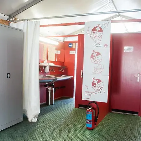 Balmers Tent Village - 2*